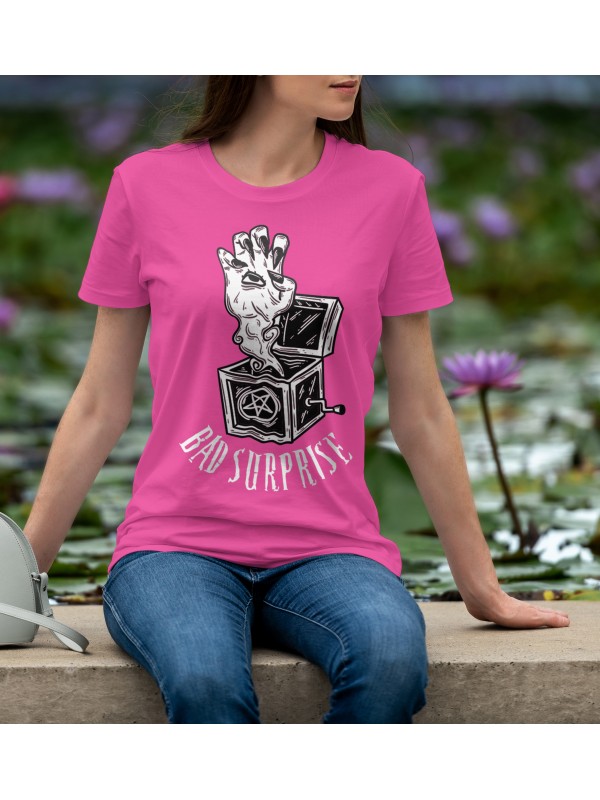 Дамска тениска Madcolors Apparel - Bad Surprise BAD00002 Дамска тениска Madcolors Apparel - Bad Surprise